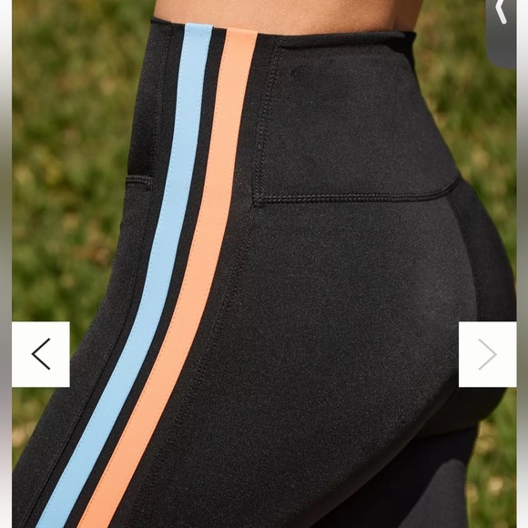 Splits59 Gloria High Waist Techflex 7/8 Legging in Black & Jacinthe Size XS - Picture 3 of 9